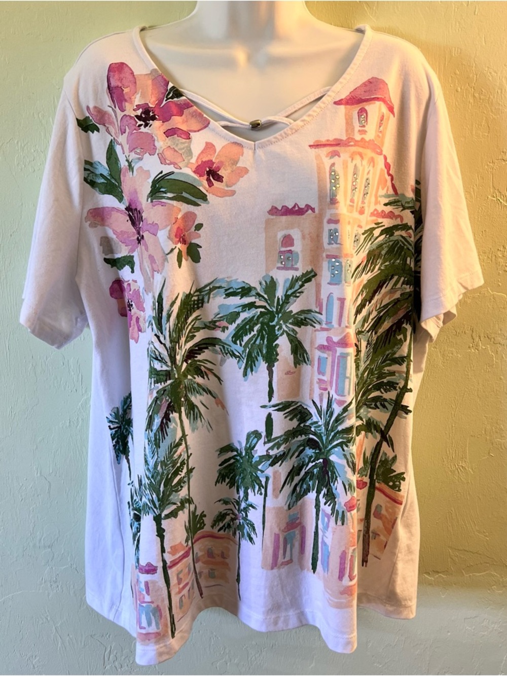 Coral Bay White Blouse with Pink Floral & Palm Tree Accents Houses Miami Cruise
